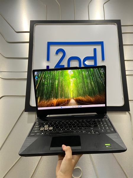 Laptop Asus Tuf Gaming F15 FX506LH - i5-10300H GTX 1650 - Ram 8/512GB SSD - Pin 66% - Màu đen - Ngoại hình: 97% - Màn phản quang 1 đốm - Kèm sạc 1