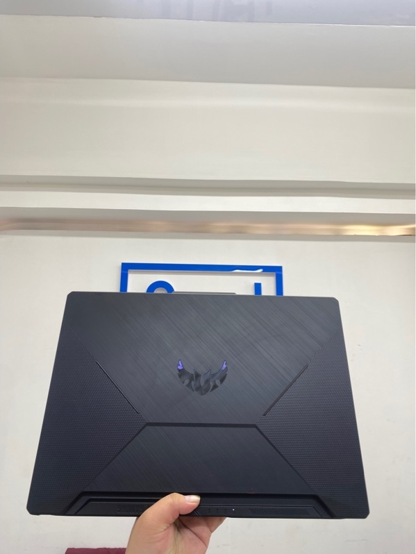Laptop Asus Tuf gaming f15 fx506lhb - i5-10300h - GTX-1650 - 8/512gb - Màu đen - Pin 83% - Ngoại hình 98% - Kèm Sạc