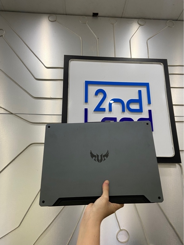 Laptop Asus Tuf Gaming F15 FX506LI - I5-10300H - Ram 16/512gb SSD - GTX 1650 Ti - Pin 62% - Màu đen - Ngoại hình: 97% - Màn ám hồng nhẹ, mất 3 ốc mặt D - Kèm sạc