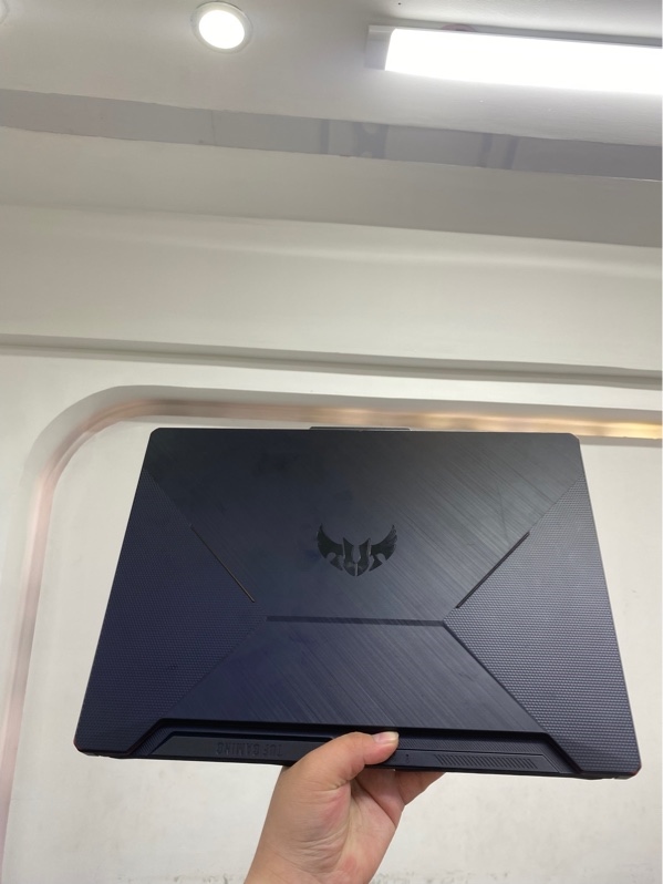 Laptop ASUS TUF Gaming F15 - i5-10300H - 8/512 SSD - Gtx 1650 4gb - Màu đen - Pin 62% - Ngoại hình 97% - Màn ám lướt - Kèm sạc