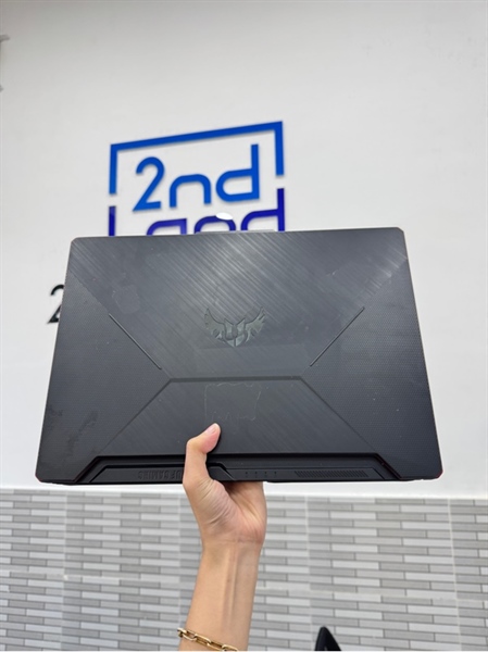 Laptop Asus TUF Gaming F15 - i5-10300H - GTX 1650 - 8/512SSD - Màu đỏ đen - Pin 67% - Ngoại hình 97% - Màn phản quang ,màn trầy nhẹ - Body, kèm sạc