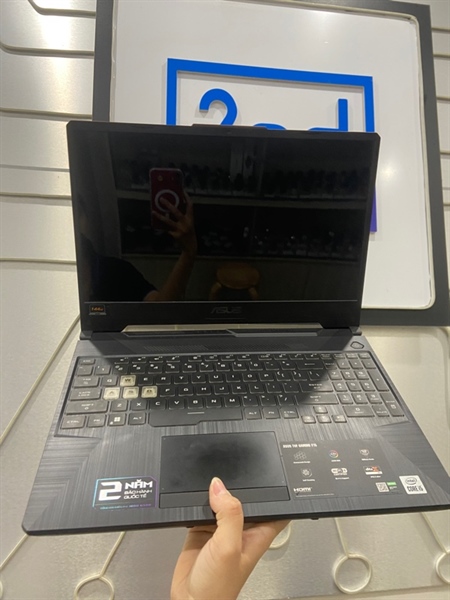 Laptop Asus Tuf Gaming F15 - i5-10300H - GTX 1650 - Ram 8/512GB SSD - Pin 68% - Màu đen - Ngoại hình: 98% - Viền ám vàng nhẹ - Kèm sạc 1