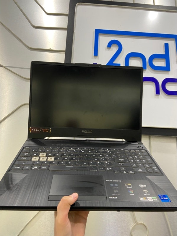 Laptop Asus TUF Gaming F15 - Intel Core i7 11800H - Card NVIDIA GeForce RTX 3050 - Ram 16/512GB SSD - Pin 78% - Màu đen - Ngoại hình: 97% - Màn ám xanh nhẹ - Kèm sạc