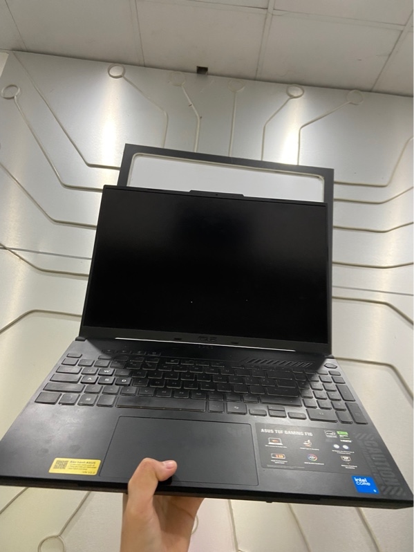 Laptop Asus Tuf Gaming F16 FX607VJ - i5 210H - RTX 3050 6GB - Ram 24/512GB - Pin 92% - Màu đen - Ngoại hình: 97.5% - Màn ám hồng viền vừa - Kèm sạc