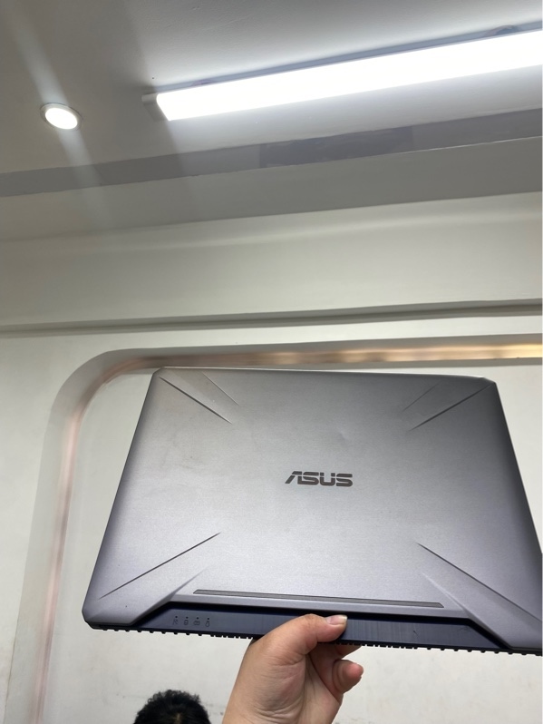 Laptop Asus TUF Gaming FX505DT - Ryzen 7 3750H 16/512ssd GTX 1650 - Màu đen - Pin thay 100%- Ngoại hình 97% - Màn phản quang - Kèm sạc