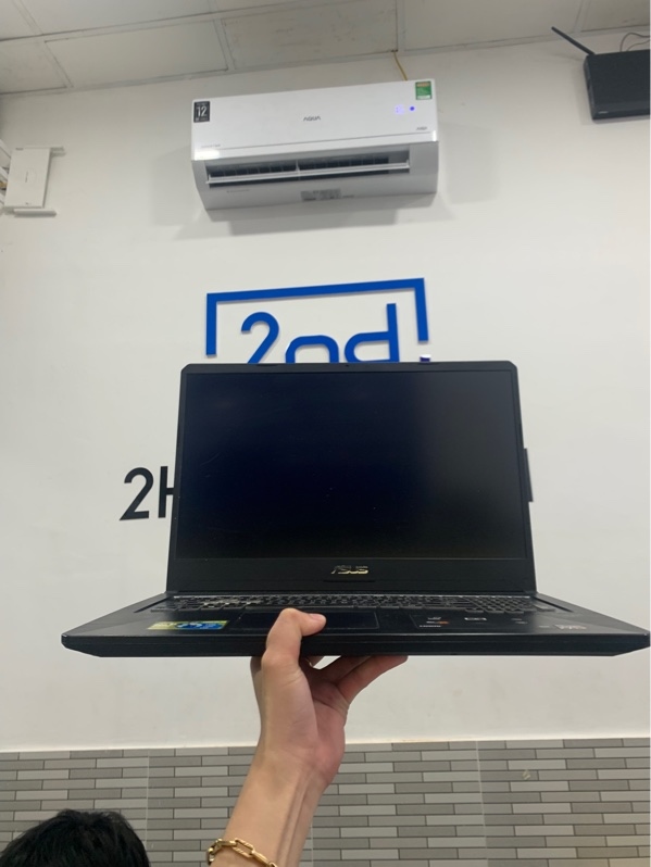 Laptop Asus tuf gaming fx705DT - Ryzen 7 3750H - Ram 8/500ssd- GTX 1650 4GB - Màu đen - Pin 60% - Ngoại hình: 97% - Màn ám hồng, phản quang - Kèm sạc