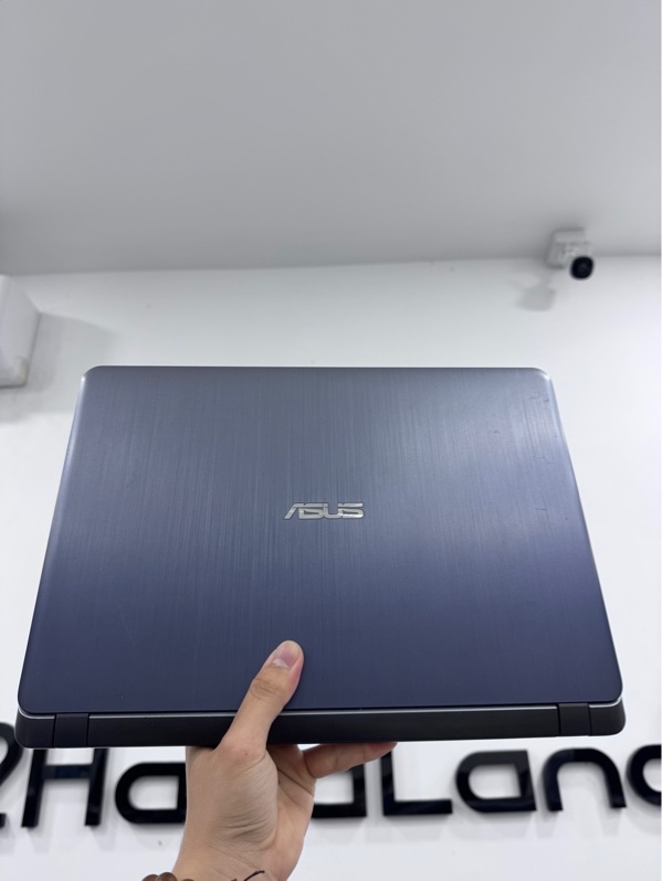 Laptop Asus Vivobook 15 X507UF - i5-8250U - ram 8Gb - SSD 120Gb - HDD 1Tb - Card Geforce MX130 - Sức khoẻ ổ SSD 58% - Màu xám - Pin thay - Ngoại hình 97% - Trầy xước, phản quang - Kèm sạc
