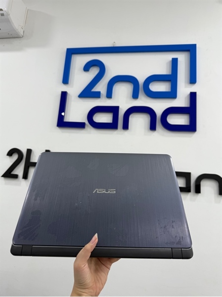 Laptop Asus Vivobook 15 X507UF - i7-8550U - Ram 8/1TB HDD - 128GB SSD - Card MX130 - Màu đen - Pin 30% - Ngoại hình 97% - màn phản quang vài chấm , hằn bàn phím lên màn , ám viền - Kèm sạc