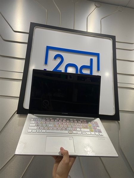 Laptop Asus Vivobook A515E - I5-1135G7 - 8/512GB - Pin 61% yếu - Màu bạc - Ngoại hình: 96% - Body - Kèm sạc 1