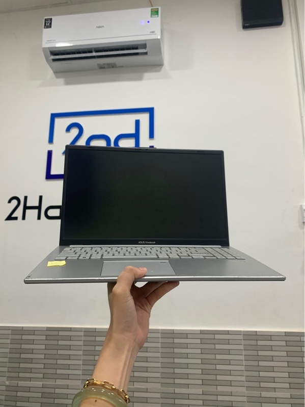 Laptop Asus Vivobook Go 15 E15004FA - Ryzen 5 7520U - Ram 16GB/SSD 512GB - Màu trắng - Pin 78% - Ngoại hình: 97% - Màn ám hồng + trầy phản quang - Kèm sạc