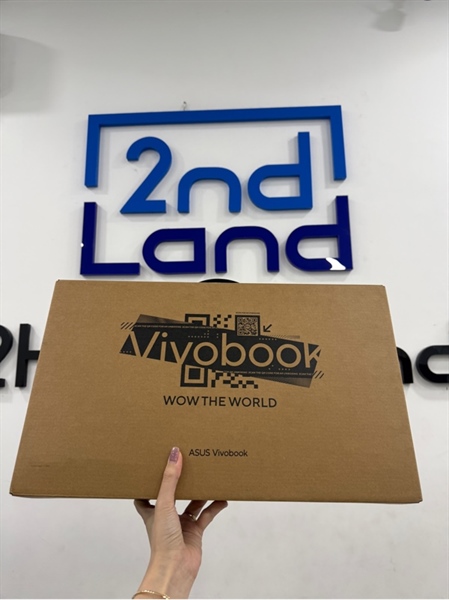 Laptop Asus Vivobook Go E1504FA - Ryzen 5 7520U - Ram 16GB/512gb SSD - Màu bạc - Pin 95% - Ngoại hình 98% - viền xước nhẹ - Kèm Box , kèm sạc lộ lõi