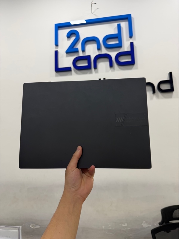 Laptop Asus Vivobook K3605ZF - i5-12500H/RTX 2050 - Ram 16/512GB SSD (98%) - Pin tạm - Màu đen - Ngoại hình 97% - Màn ám rộp - Kèm box + Sạc