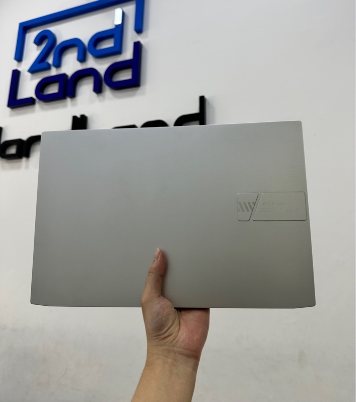 Laptop Asus Vivobook K6502ZC - i5 12450H - RTX 3050 - Ram 16/512GB SSD (89%) - Pin 73% - Màu bạc - Ngoại hình 97% - Màn ám rộp phím - Kèm sạc