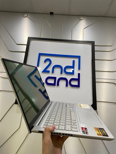 Laptop Asus Vivobook M1503QA - AMD Ryzen 7 5800H - Ram 16/512GB - Pin 68% - Màu bạc - Ngoại hình: 97% - Kèm sạc 2