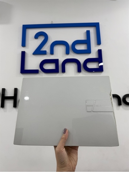 Laptop Asus Vivobook M3401QA - AMD Ryzen 5 5600H - 8/512GB SSD - Màu bạc - Pin 70% - Ngoại hình 98% - Kèm sạc