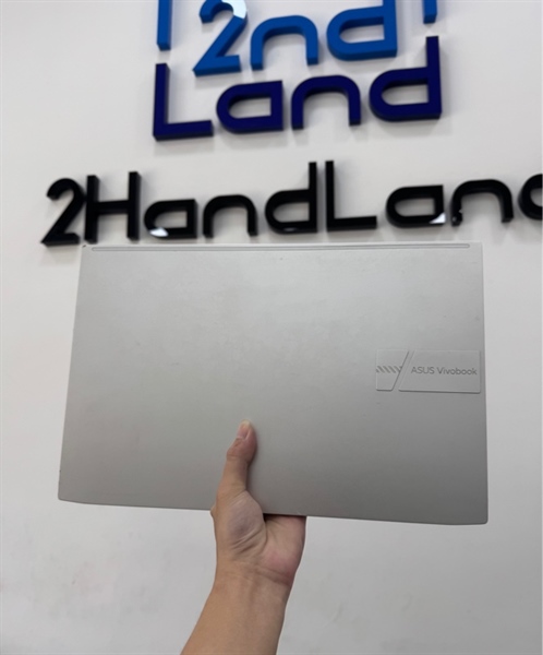 Laptop Asus Vivobook M3500QC - Ryzen 5 5600H - Card RTX3050 - Ram 16/512GB SSD - Pin 69% - Màu bạc - Ngoại hình 97% - Màn hơi ám trầy pixel nhẹ - Kèm sạc