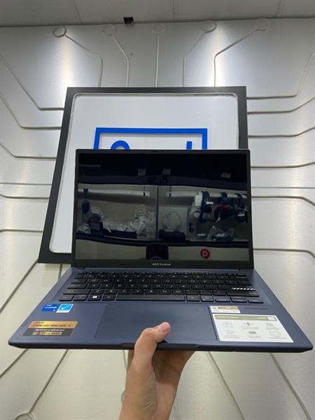 Laptop Asus Vivobook X1403ZA - I5-12500H - Ram 8/256GB - Màn oled 3k 90hz - Pin 81% - Màu xám - Ngoại hình: 98% - Kèm sạc 1
