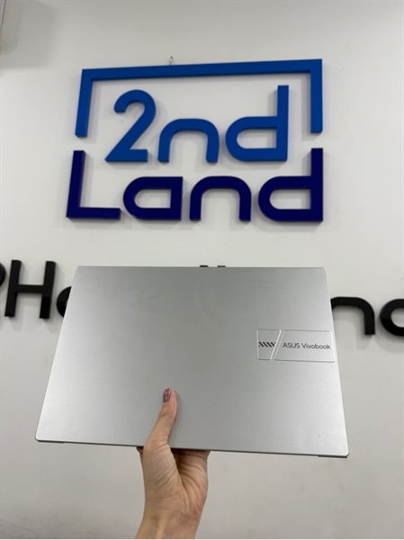 Laptop Asus Vivobook X1404ZA - i3 1215U - 8/512GB SSD - Màu bạc - Pin 95% chu kỳ sạc 39 - Ngoại hình 98% - Tối viền nhẹ , loạn touchpad , trầy - Kèm sạc