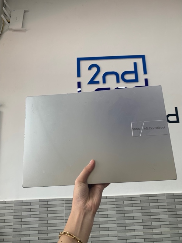 Laptop Asus Vivobook X1504ZA - i5-1235U - 16GB/512GB SSD - Màu bạc - Pin 84% - Ngoại hình: 96% - Kèm sạc