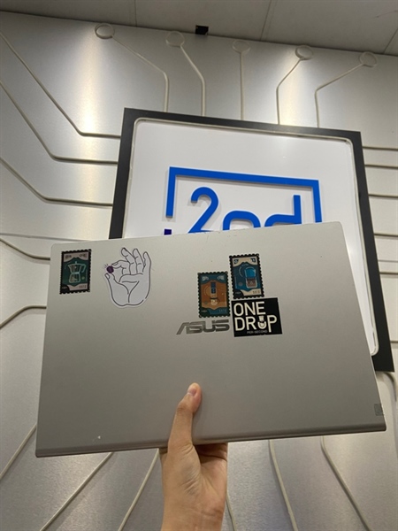 Laptop Asus Vivobook X4097 - i5-8265U - MX230 - Ram 4 512GB SSD - Pin 62% - Màu bạc - Ngoại hình: 97% - Màn phản quang ám hồng viền - Body - Kèm sạc