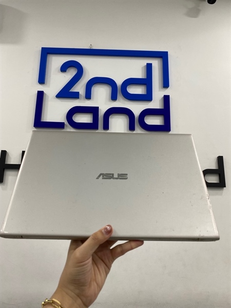 Laptop Asus Vivobook X412DA - Ryzen 5 3500U - 8/512GB SSD - Màu bạc - Pin 66% - Ngoại hình 97% - Màn hồng , phản quang , bể vỏ , trầy xước - Kèm sạc