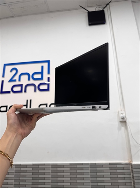 Laptop Asus Vivobook X412FA - i5-8265U - 8/512SSD - Màu bạc - Pin 60% - Ngoại hình: 97% - Màn phản quang, loa rè - Body, kèm sạc 2