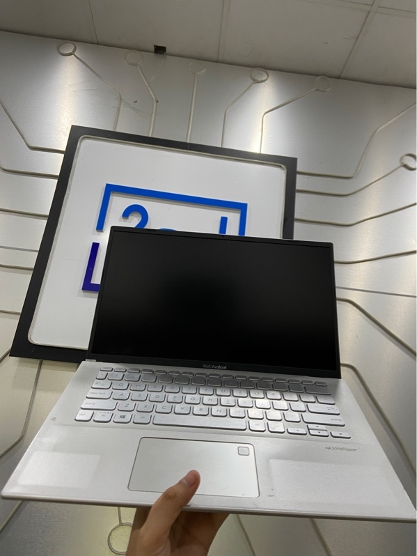 Laptop ASUS Vivobook X412FA - i5-8265U - Ram 8/512GB SSD - Pin 67% - Màu bạc - Ngoại hình: 97% - Màn ám hồng, phản quang 4 đốm - Kèm sạc