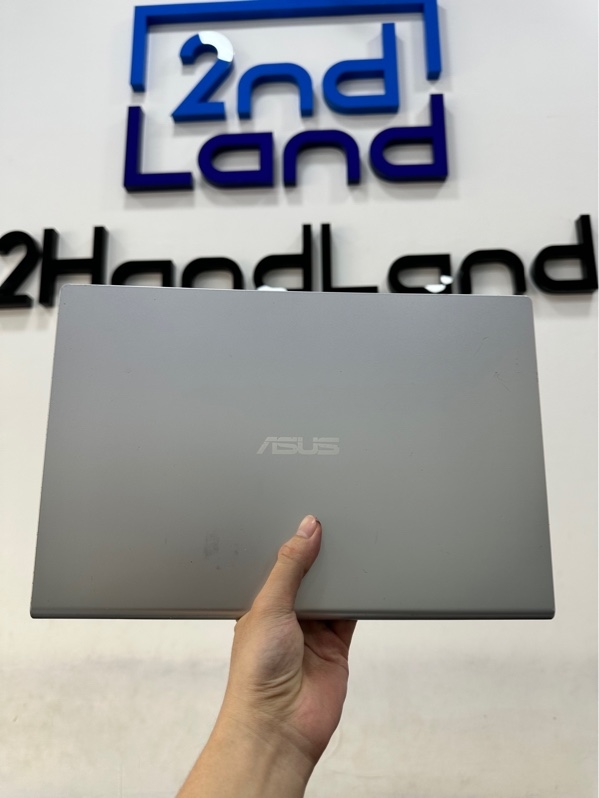 Laptop Asus vivobook x415ea - i3 1115G4 - Ram 4/256GB SSD - Pin 60% - Màu bạc - Ngoại hình 97% - Mất đệm vỏ bản lề, màn ám phản quang nhẹ 1 chấm , mất nút phím ctrl , bung nút > - Kèm sạc