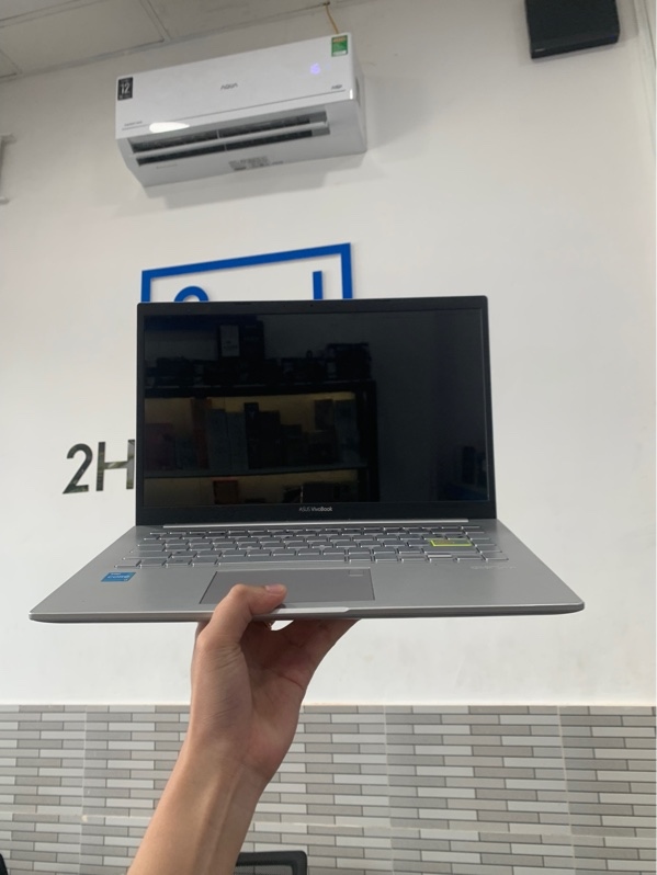 Laptop Asus vivobook X4215EA - i3-115G4 - Ram 4/512 ssd - Màu bạc - Pin chai - Ngoại hình: 97% - Kèm sạc