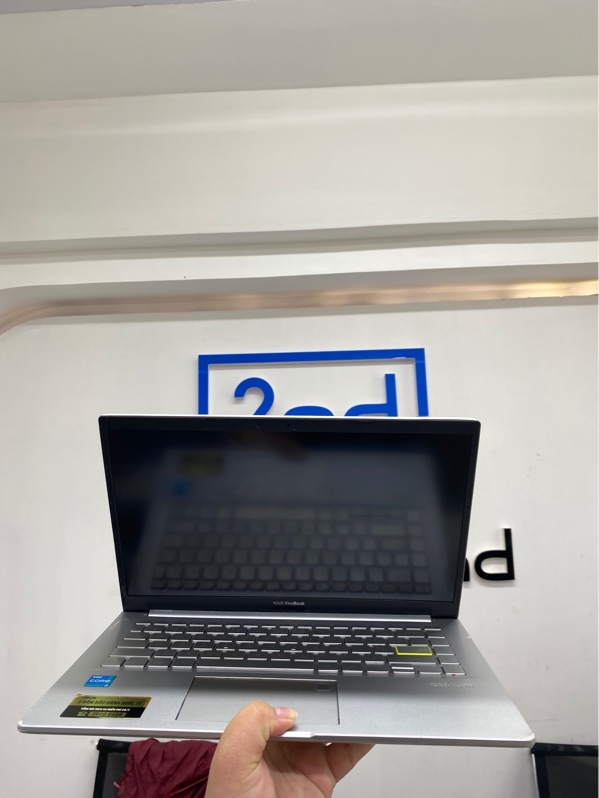 Laptop Asus Vivobook X421EAYB - i3-1115G4 - 8gb - SSD/512Gb - Màu bạc - Pin thay - Ngoại hình 97% - Chảy nhựa viền, hồng màn viền, 3 đốm phản quang, in phím - Kèm sạc