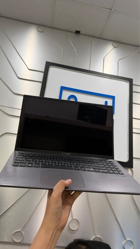 Laptop Asus Vivobook X512JAU - i3-1005G1 - Ram 12/256GB SSD - Pin 64% - Màu xám - Ngoại hình: 97% - loa nhỏ , màn ám hồng, màn rộp in phím , hư mic - Kèm sạc