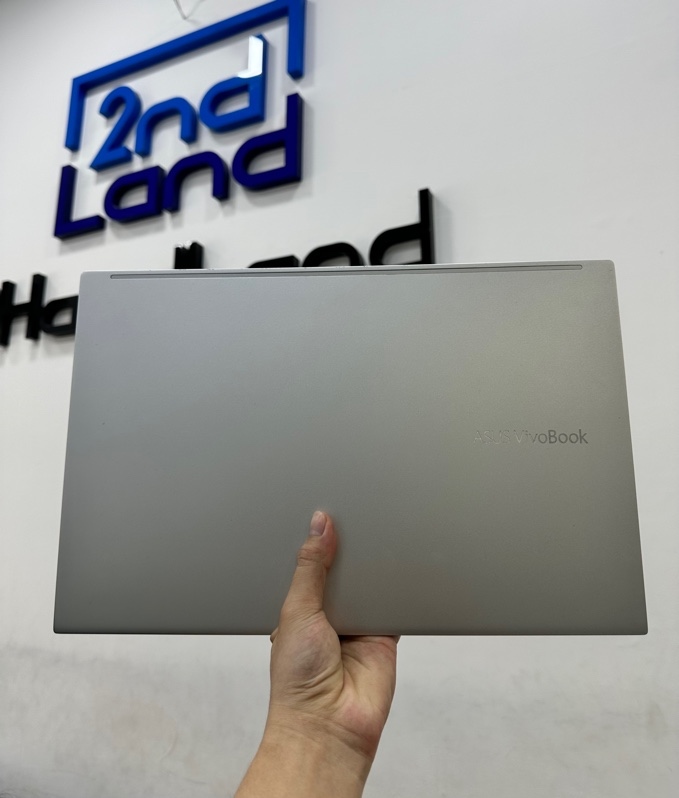 Laptop Asus Vivobook X513EAN_A515EA - i3 1115G4 - Ram 8/512GB SSD - Pin 47% - Màu bạc - Ngoại hình 97% - Màn ám vàng viền theo thời gian sử dụng - Kèm sạc