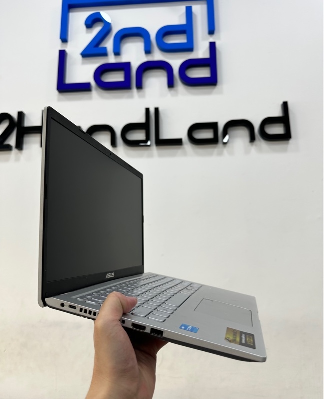 Laptop Asus Vivobook X515EA - i3 1115G4 - Ram 8/256GB SSD (98%) - Pin 57% - Màu bạc - Ngoại hình 97% - Touchpad bị bong vài mảng - Kèm sạc