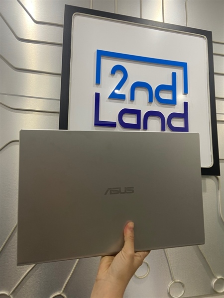 Laptop Asus Vivobook X515EA-X515EA - i3-115G4 - Ram 4/512 SSD - Pin 71% - Màu trắng - Ngoại hình: 97%- Màn in phím nhẹ - Body - Kèm sạc