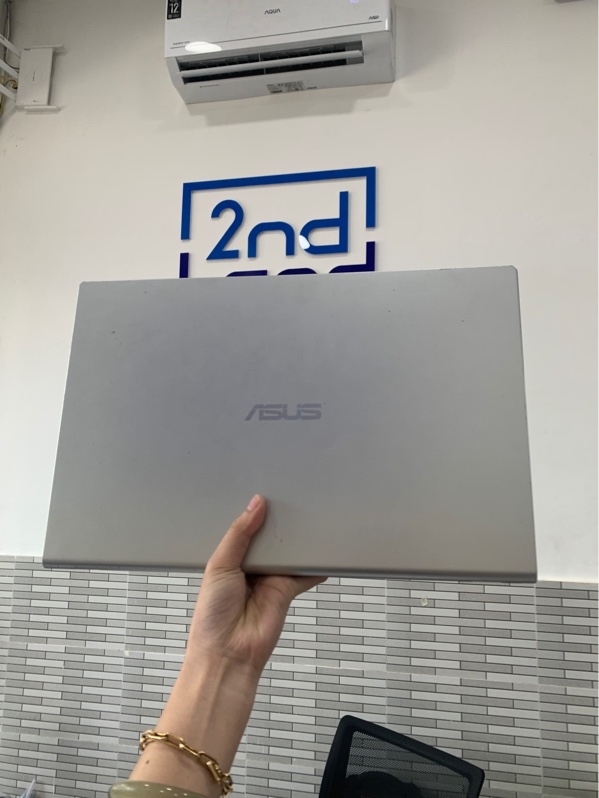 Laptop Asus vivobook Z515EP - i5-1135G7 - Ram 8gb/512gb ssd - Nvidia geforce mx330 -Màu bạc - Pin 60% - Ngoại hình: 97% - Kèm sạc