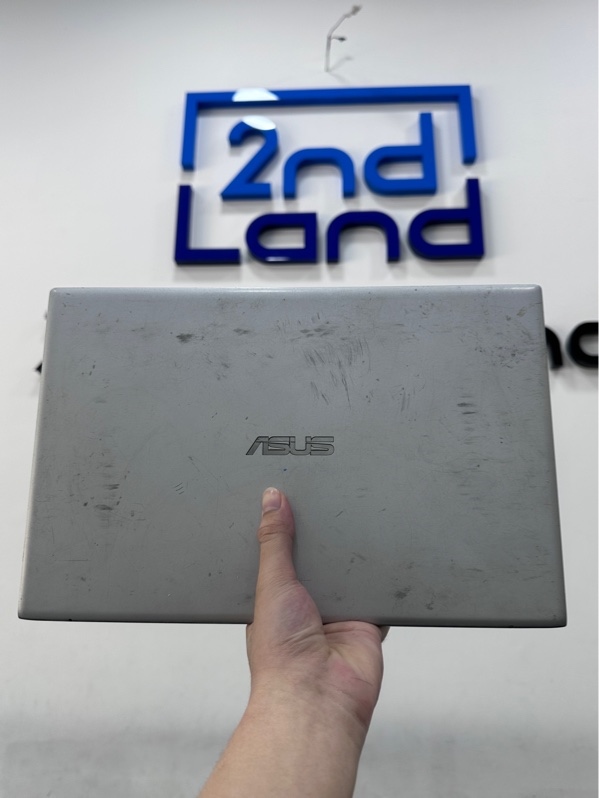 Laptop Asus x412fa - I3 8145U- Ram 4/512GB SSD (94%) - Pin 100% thay new - Màu bạc - Ngoại hình 97% - Màn ám phản quang - Kèm sạc