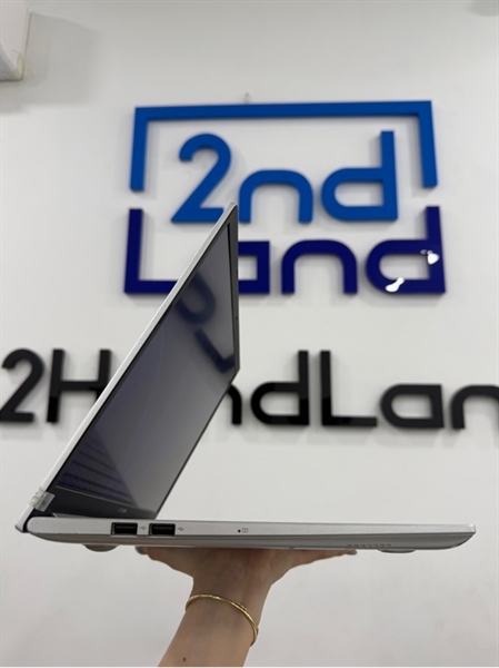 Laptop Asus X513EA - i3 1115G4 - 8/512GB SSD - Màu bạc - Pin 52% - Ngoại hình 97% - Màn ám hồng , phản quang , hở sáng - Kèm sạc 1