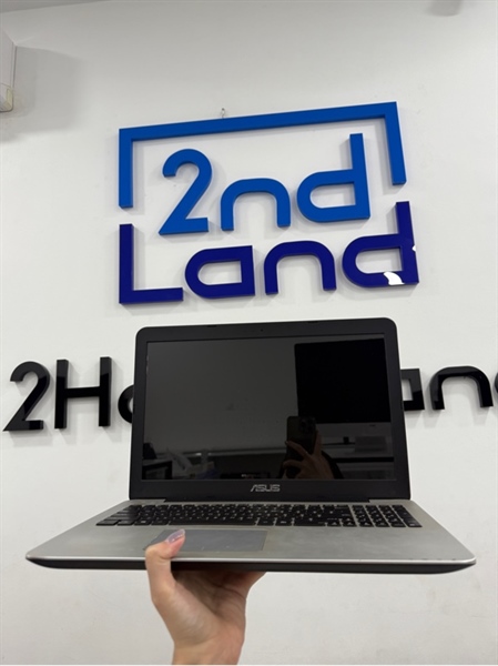 Laptop Asus X555LB - i5 5200U - 8/256GB SSD - Màu bạc - Pin hư - Ngoại hình 97% - Màn hở sáng , đốm phản quang , cấn góc - Kèm sạc 2