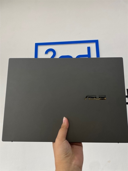 Laptop Asus Zenbook 14 - Màu đen - Core ultra 5 128H - Ram 8/256GB - SSD - Pin 92% - Ngoại hình 98% - Kèm sạc