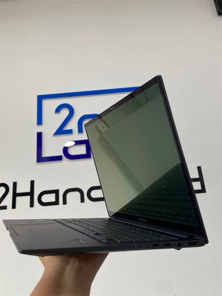 Laptop Asus Zenbook 14 - Màu đen - Core ultra 5 128H - Ram 8/256GB - SSD - Pin 92% - Ngoại hình 98% - Kèm sạc 2