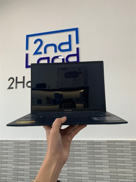 Laptop Asus Zenbook 14 Oled UX3405MA - Core ultra 5 125H -16GB/SSD 512GB - Màu xanh - Pin 86% - Ngoại hình: 98% - Body, kèm sạc 1