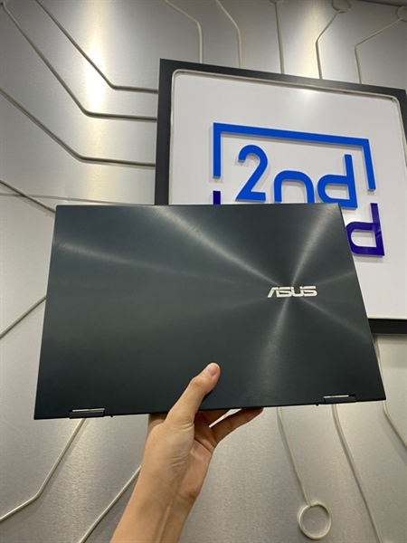 Laptop Asus Zenbook Flip13 - i5-1135G7 - Intel Iris Xe Graphics - Ram 8/512GB SSD - Pin 58% - Có cảm ứng - Màu đen - Ngoại hình: 97% - Dính keo trên phím (không ảnh hưởng chức năng) - Body - Kèm sạc