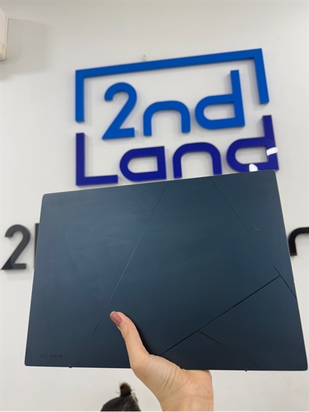 Laptop Asus Zenbook UX3402ZA - i5 1240P - 8/512GB SSD - Màu xanh đen - Pin 80% - Ngoại hình 97% - Máy trầy xước - Kèm sạc