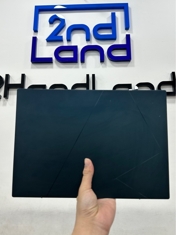 Laptop Asus Zenbook UX3402ZA - Màn Oled 90Hz - i7 1260P - 16/512gb SSD (100%) - Pin 61% - Màu xanh - Ngoại hình 97% - Màn trầy rộp - Kèm sạc