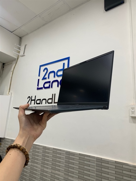 Laptop Asus Zenbook UX425EA - i5-1135G7 - 8/512SSD - Màu xanh - Pin 40% - Ngoại hình: 97% - Màn rộp, 1 chấm phản quang - Body, kèm sạc 2