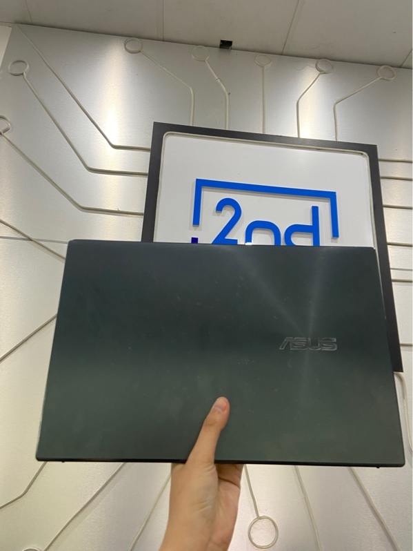 Laptop Asus Zenbook UX425EA - i5-1135G7 - Ram 8/512GB - Pin 100% thay new - Màu xanh - Ngoại hình: 97% - Ám hồng, phản quang, trầy xước cấn - Kèm sạc