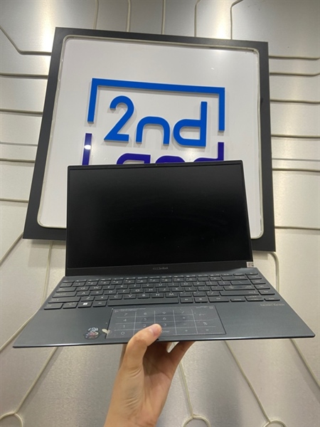 Laptop Asus Zenbook UX425EA - i5-1135G7 - Ram 8GB SSD 512GB - Pin 61% - Màu xanh - Ngoại hình: 97% - bản lề móp - Kèm sạc 1