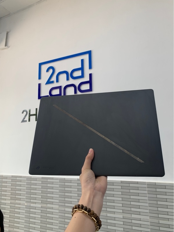 Laptop Asus Zephyrus G16 - Ultra 9 185H - Ram 32GB/ 1TB SSD - RTX 4070 8GB - Màu đen - Pin 73% - Ngoại hình: 98% - Kèm sạc