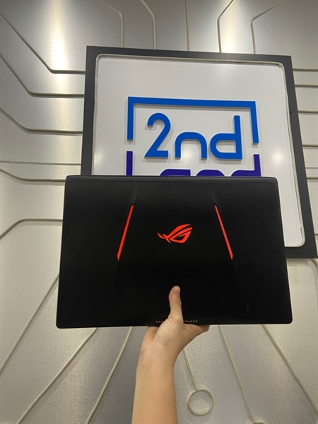 Laptop Asustek GL553VD - i7-7700HQ - Ram 16GB GTX 1050 SSD 120GB SSD 120GB - Pin 79% - Màu đen - Ngoại hình: 97% - Body - Kèm sạc