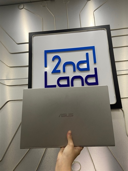 Laptop Asustek Vivobook X515EA - i3-1115G4 - Ram 8/256GB SSD - Pin 59% - Màu bạc - Ngoại hình: 97% - Kèm sạc